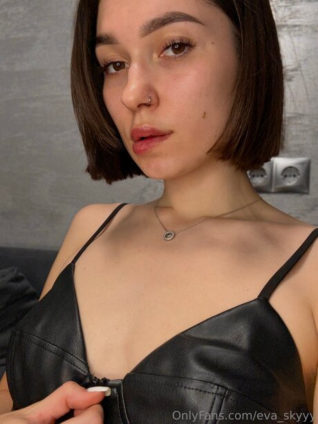 Eva Skyyy pornstar best pictures