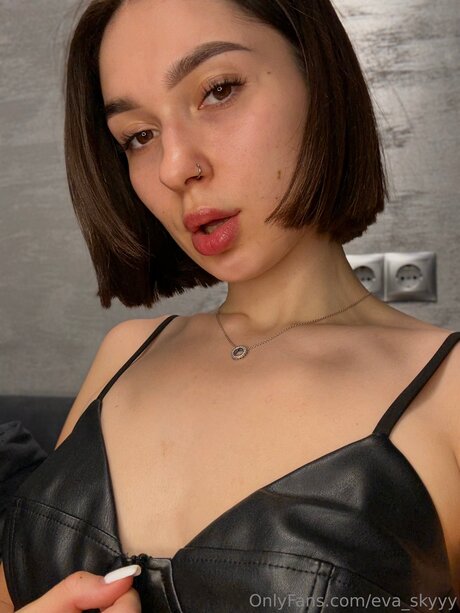 british blonde onlyfans nude photo