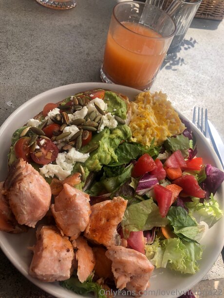 Lovelyvictoria22 adult actress gallery