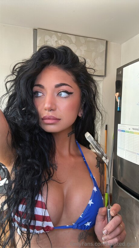 Twisted Gem pornstar perfect pic