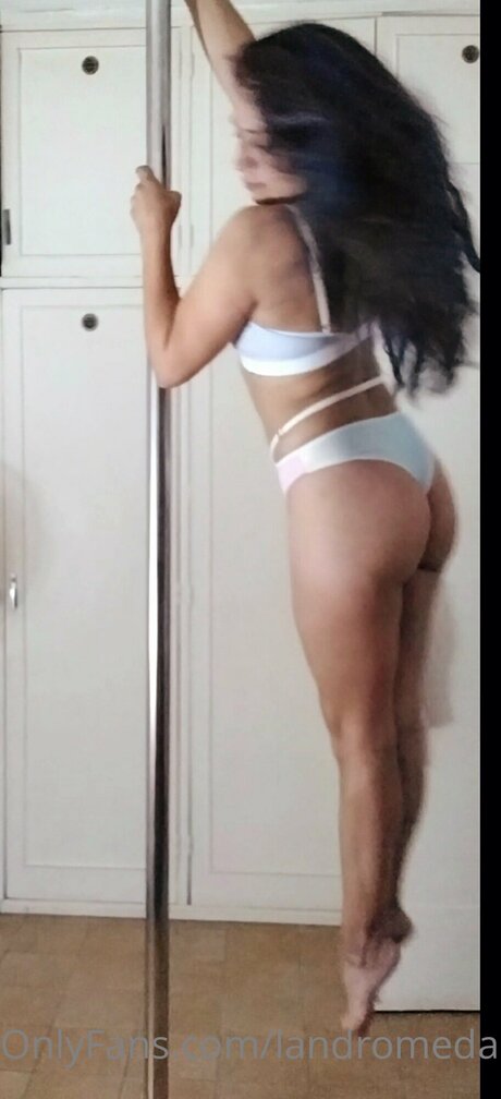 Landromeda high quality actress pics