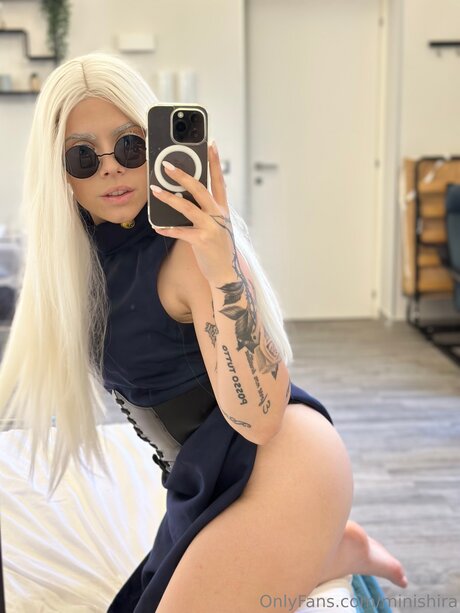 Minishira art actress pic