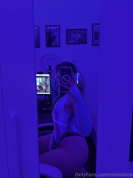 Minishira star art pics