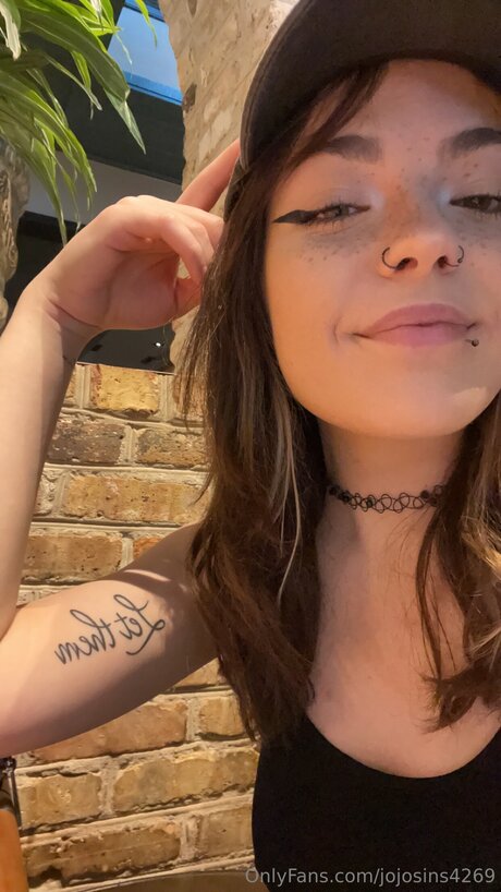 Lildeadjojo sexy pornstar galleries