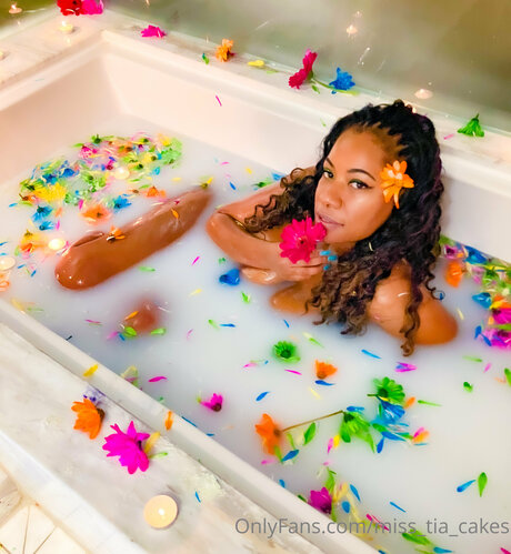 beautiful face onlyfans art naked galleries