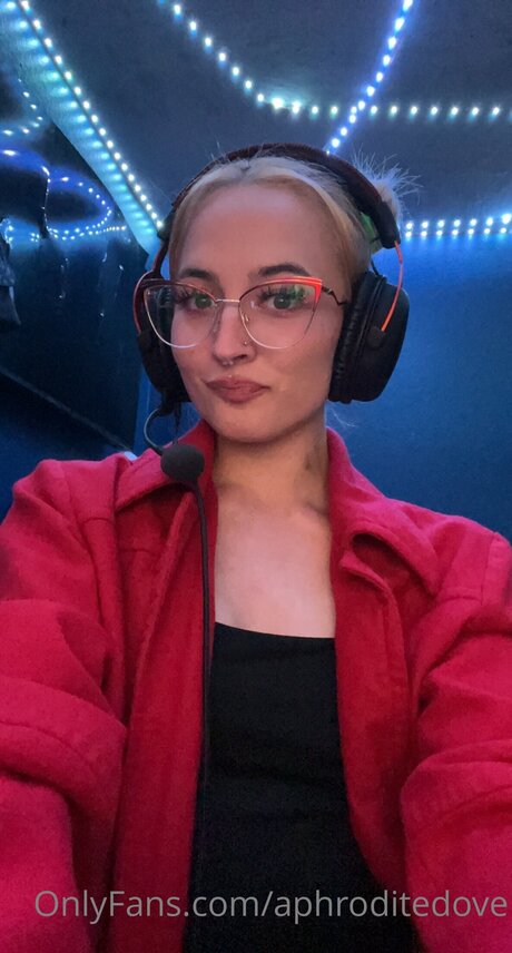 Aphroditedove star perfect pics