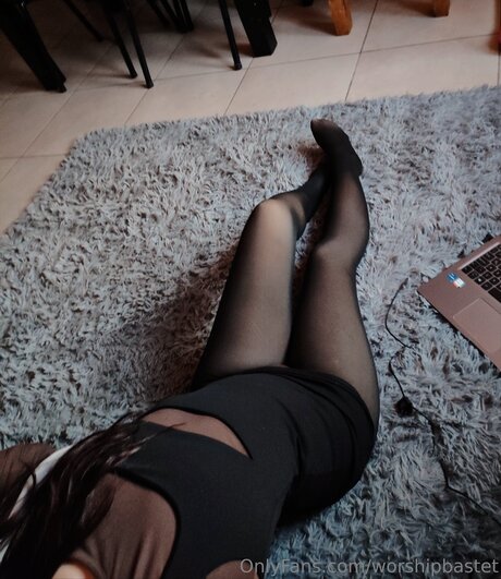 Worshipbastet model art picture