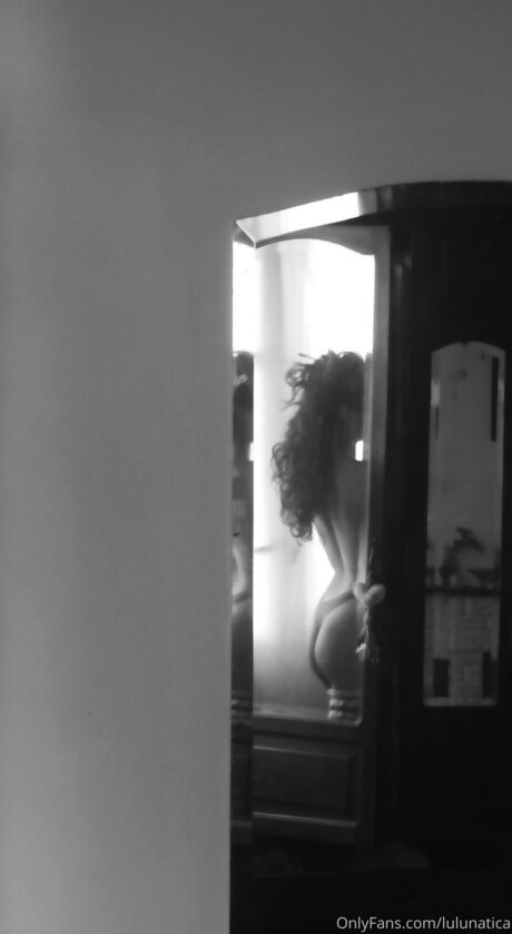 Lulunatica pornstar sexy img