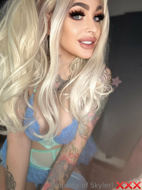 Skyler Lush Mommy pornstar pretty images