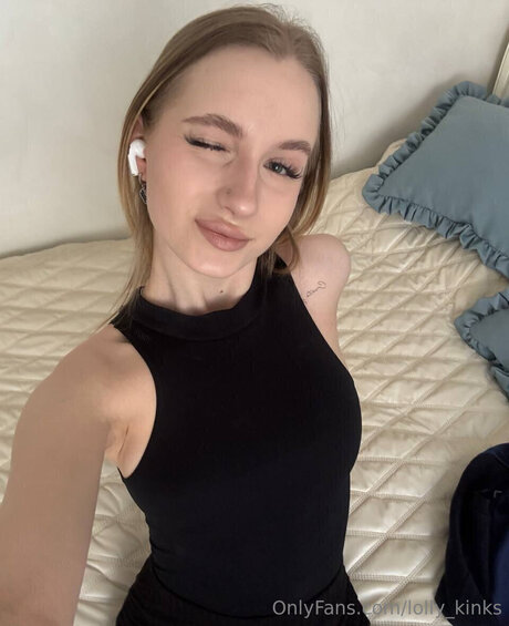 grandma onlyfans naked photo