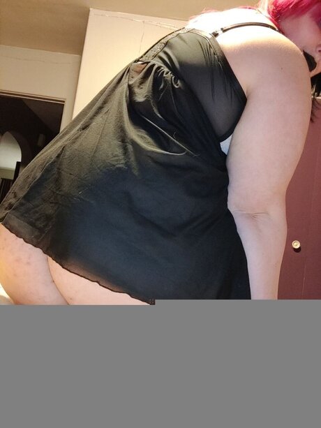 Sunnyfindsfaith adult star image