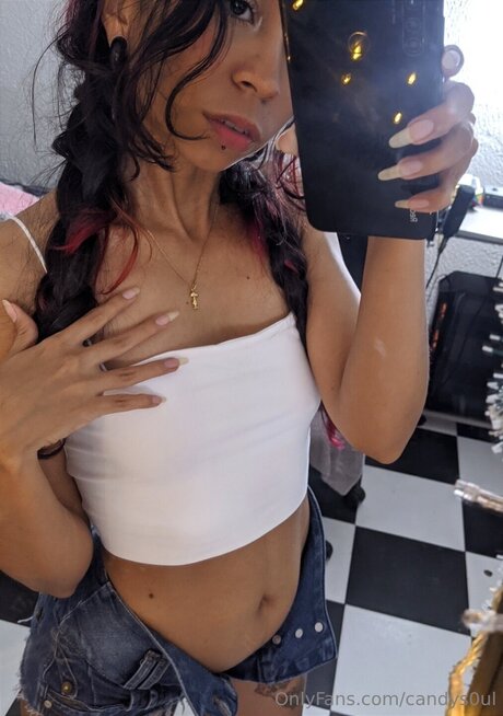 naked onlyfans beautiful pic