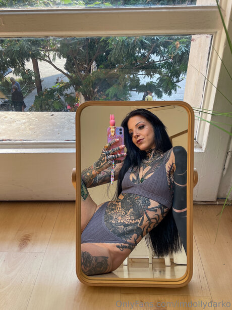 Itsyourhazel art model photos