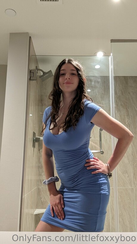 Littlefoxxyboo star free photos