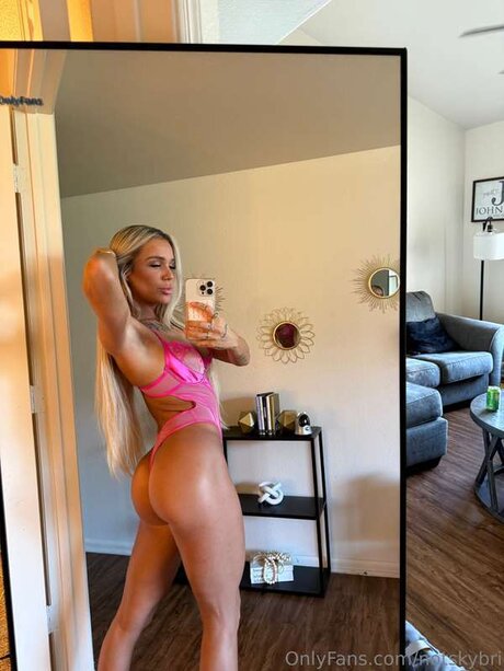 Notskybri pornstar exclusive images