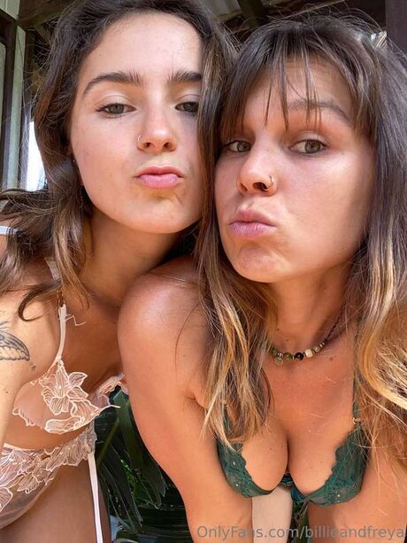 Billieandfreya nude star img