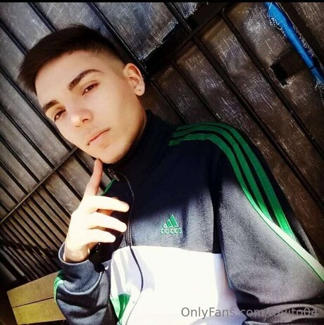 Tavito04 pornstar exclusive pictures