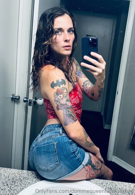 Dommequeenlunalurefree pornstar sex picture