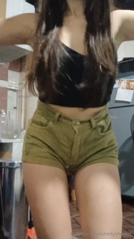 Onlyshowof pornstar pretty picture