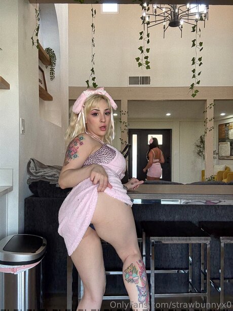 big tits mom onlyfans hot picture