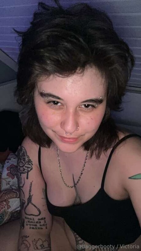 Daggerbootyfree model sex images