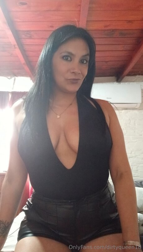 Dirtyqueen18 adult star image