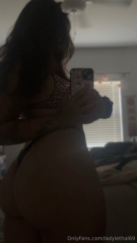 Ladylethal69 model perfect pictures