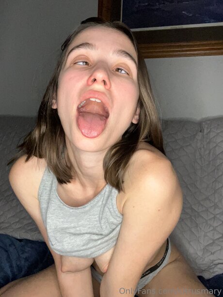 Citrusmary porn model photos