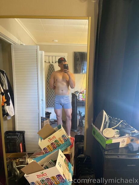 Rlymn96 sex model photo