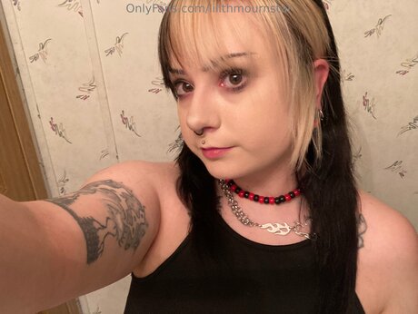 Lilithmournstar beautiful actress galleries