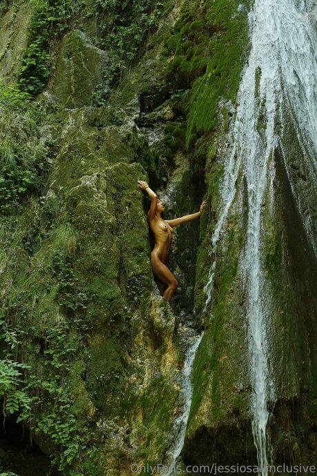 Jessiosallinclusive model image