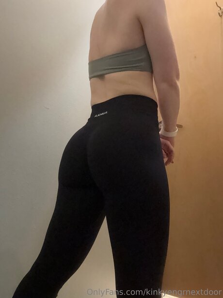 Kinkyengrnextdoor free model pics