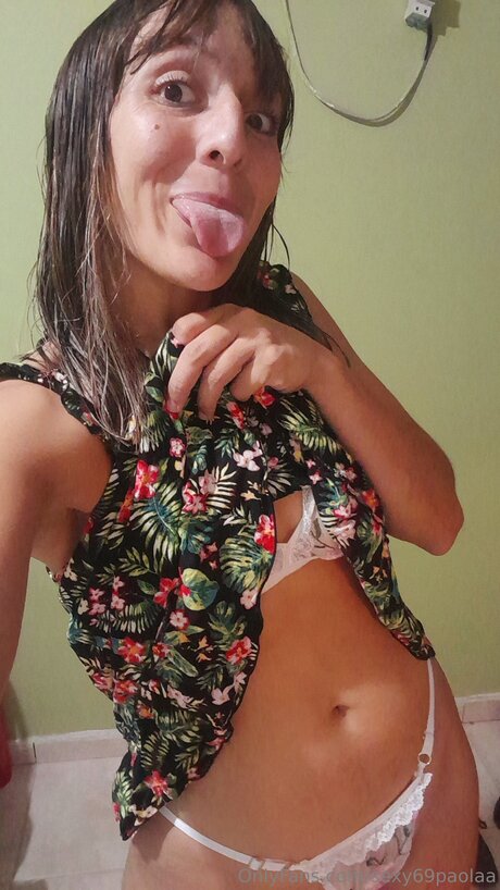 Sexy69paolaa star hd images