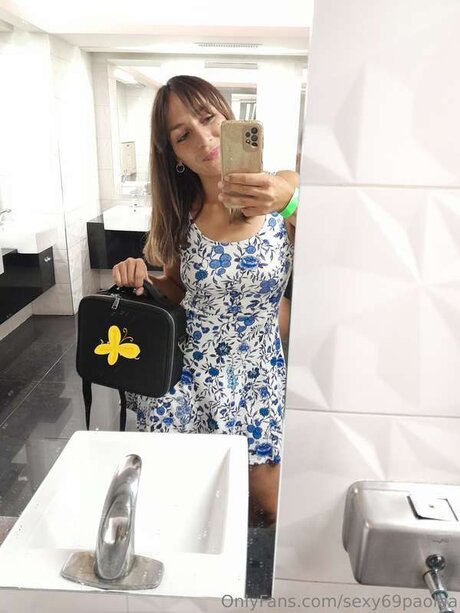 Sexy69paolaa free actress pic