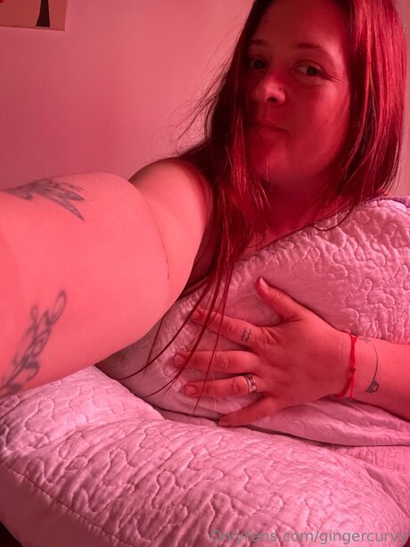 amateur mom onlyfans erotic picture