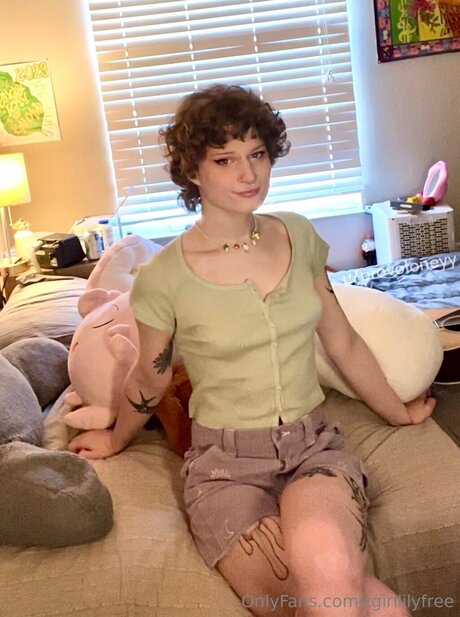 Tgirllilyfree high quality pornstar gallery