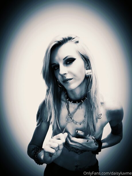 Daisyluvme hot pornstar photo