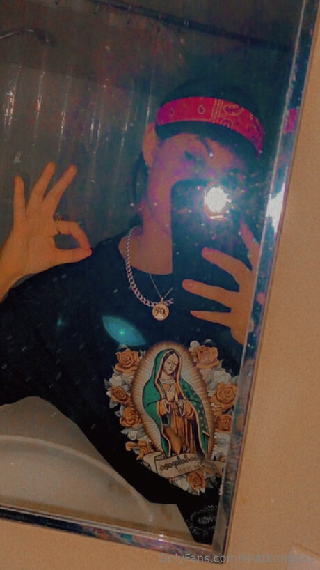 Sharkmaross erotic model gallery