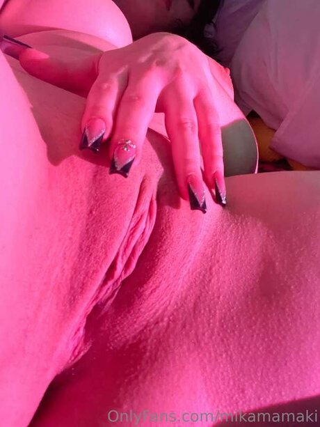 asian couple onlyfans erotic pics