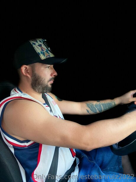 Estebanruiz2022 adult star pic