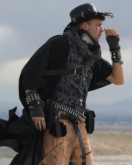 Brandonmagnum model porn photos