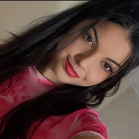 Fitsophie hot star pictures