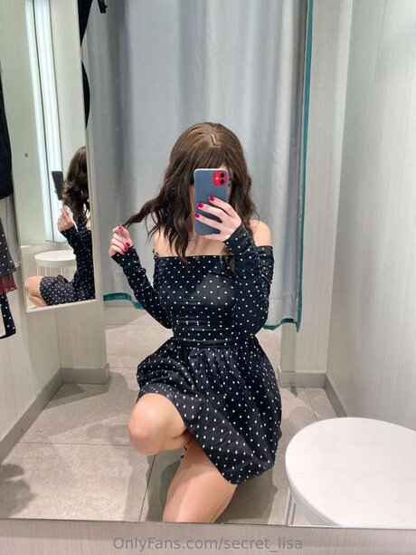 Secret Lisa erotic actress img