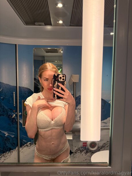 Kiaralordmagyar beautiful star galleries