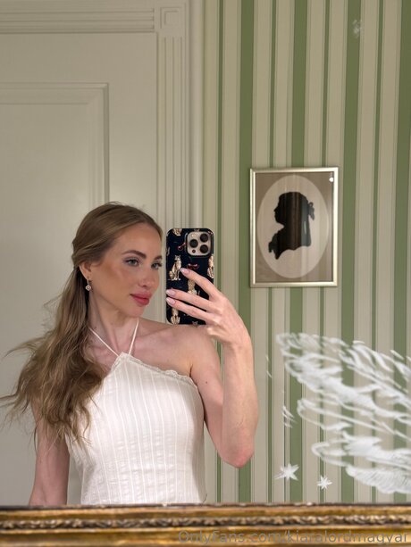 Kiaralordmagyar sex pornstar photo