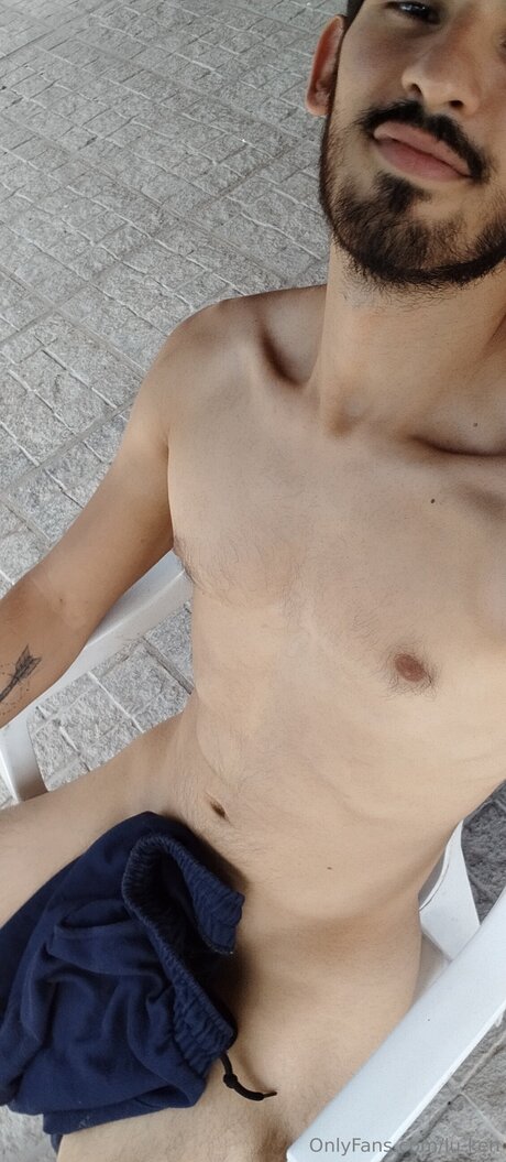 Lu Ken star sexy img