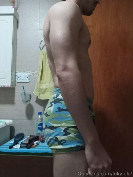 Lu Ken high quality actress photo