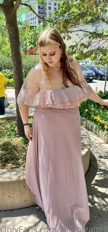 thatbigaltgirl perfect pornstar picture