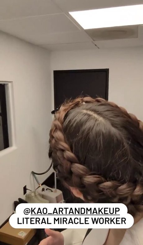 Ovilee May sex model picture