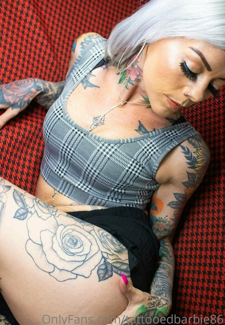 tattooedbarbie86 sexy model images